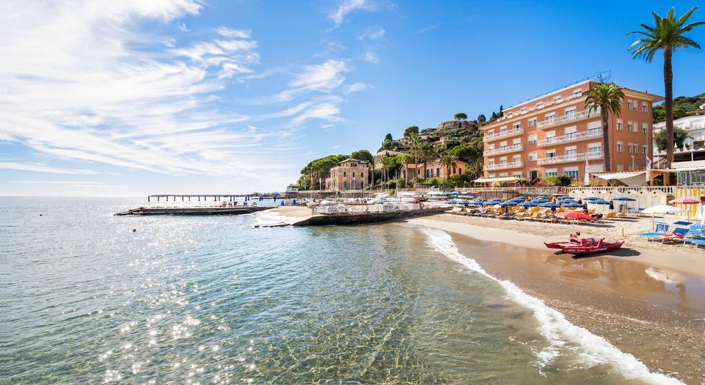 Hotel Golfo E Palme ディアーノ・マリーナ エクステリア 写真